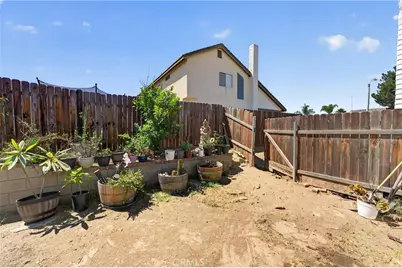 20096 Fallen Leaf Drive, Perris, CA 92570 - Photo 46