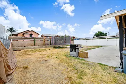 26316 Investors Pl, Hemet, CA 92544 - Photo 16
