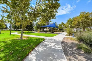32587 Via Destello, Temecula, CA 92592 - Photo 44