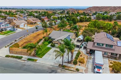 1390 Alabaster Avenue, Hemet, CA 92545 - Photo 30