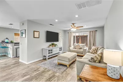 8947 Gateway View Court, El Cajon, CA 92021 - Photo 2