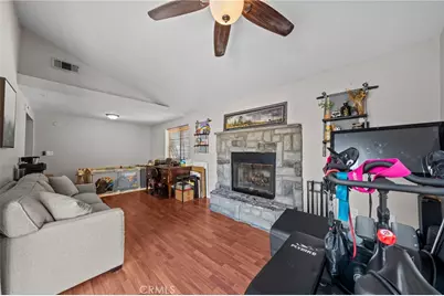 27620 Connie, Menifee, CA 92586 - Photo 12