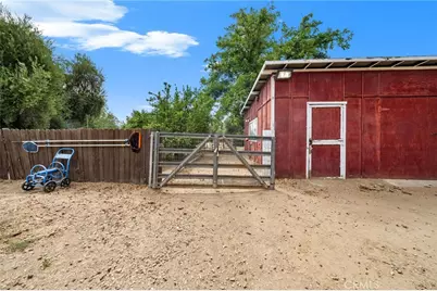 26985 Meridian Street, Hemet, CA 92544 - Photo 40