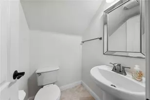 32903 Charmes Ct, Temecula, CA 92592 - Photo 14