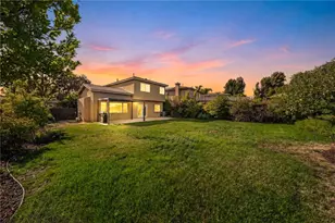 32903 Charmes Ct, Temecula, CA 92592 - Photo 4