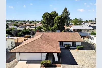 26170 Lancaster, Sun City, CA 92586 - Photo 20
