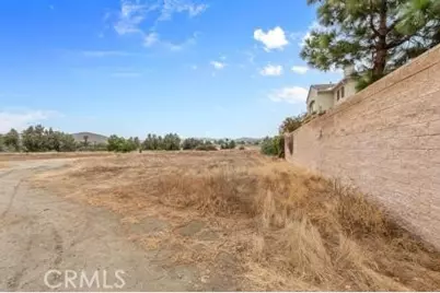 1 Lake Park Street, Lake Elsinore, CA 92530 - Photo 4