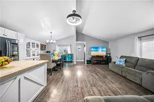 200 S Emerald Dr, Vista, CA 92081 - Photo 12
