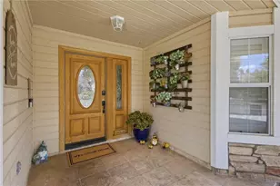 28309 King Apache Cir, Menifee, CA 92584 - Photo 10