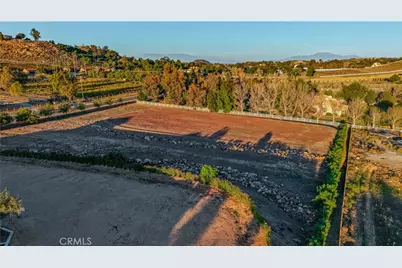 39760 Amber Court, Murrieta, CA 92562 - Photo 46
