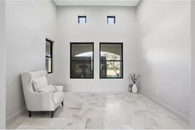 39760 Amber Court, Murrieta, CA 92562 - Photo 8
