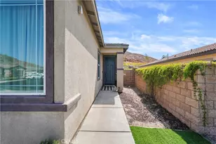 27462 Tyrrhenian, Menifee, CA 92585 - Photo 8