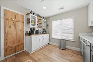 37475 Cole Creek Ct, Murrieta, CA 92562 - Photo 4