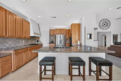 9757 Oakmount Boulevard, Desert Hot Springs, CA 92240 - Photo 14