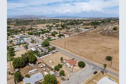 19482 Ray Ave, Riverside, CA 92508 - Photo 36