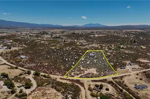 714 Rolling Hills Dr, Aguanga, CA 92536 - Photo 1