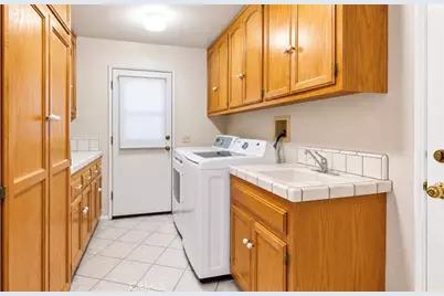 27810 Lake Street, Hemet, CA 92544 - Photo 32
