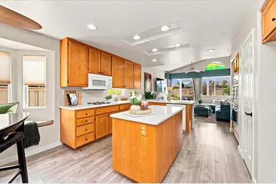 40643 Via Jalapa, Murrieta, CA 92562 - Photo 18