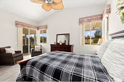 40643 Via Jalapa, Murrieta, CA 92562 - Photo 32