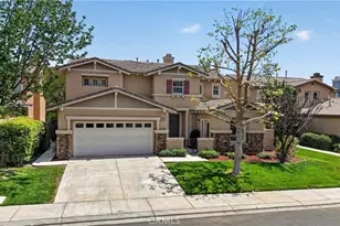 27122 Tube Rose, Murrieta, CA 92562 - Photo 2