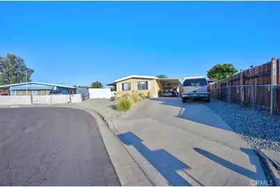 43831 Rassle, Hemet, CA 92544 - Photo 32