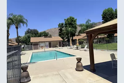 1364 Sierra Seneca Drive, San Jacinto, CA 92583 - Photo 24