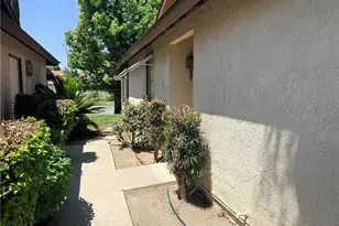 1364 Sierra Seneca Dr, San Jacinto, CA 92583 - Photo 2