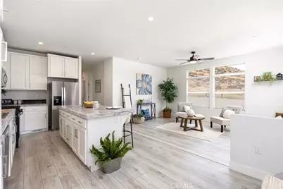 28186 Wells Fargo, Lake Elsinore, CA 92532 - Photo 2