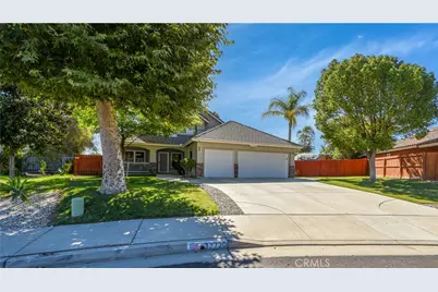 32720 Royal Oak Ln, Lake Elsinore, CA 92530 - Photo 1