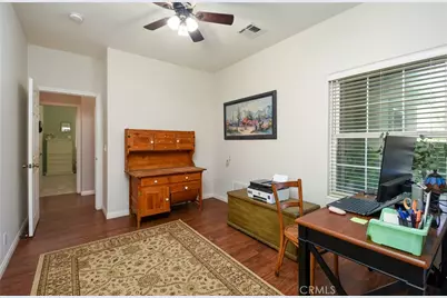 32720 Royal Oak Ln, Lake Elsinore, CA 92530 - Photo 10