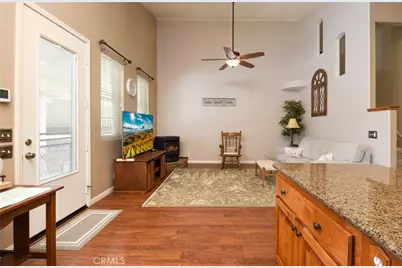 32720 Royal Oak Ln, Lake Elsinore, CA 92530 - Photo 8