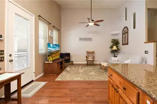 32720 Royal Oak Ln, Lake Elsinore, CA 92530 - Photo 8