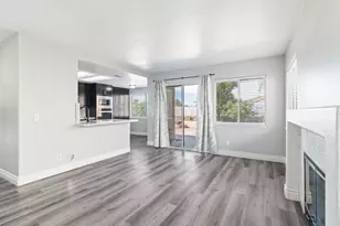 25077 Via Las Lomas, Murrieta, CA 92562 - Photo 18