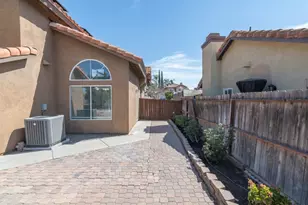 25077 Via Las Lomas, Murrieta, CA 92562 - Photo 46