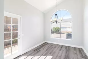 25077 Via Las Lomas, Murrieta, CA 92562 - Photo 14
