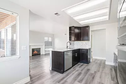 25077 Via Las Lomas, Murrieta, CA 92562 - Photo 24