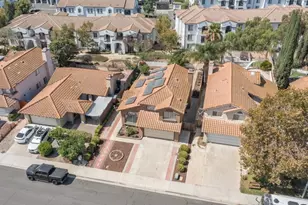 25077 Via Las Lomas, Murrieta, CA 92562 - Photo 4