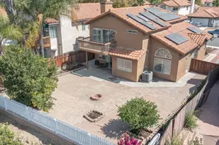25077 Via Las Lomas, Murrieta, CA 92562 - Photo 10