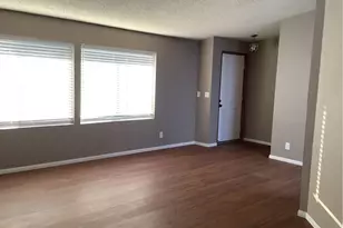 1300 W Menlo Ave, Hemet, CA 92543 - Photo 2