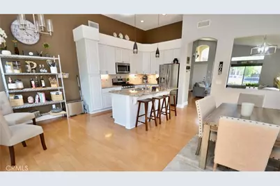 31730 Via Cordoba, Temecula, CA 92592 - Photo 2
