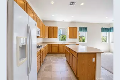 987 Avenal, Beaumont, CA 92223 - Photo 8