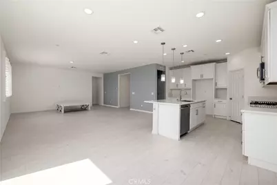 29134 Evans, Lake Elsinore, CA 92530 - Photo 4