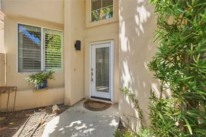 37775 Bear View Circle, Murrieta, CA 92562 - Photo 2
