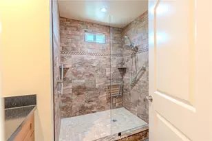 18530 Newbrook Cir, Cerritos, CA 90703 - Photo 22
