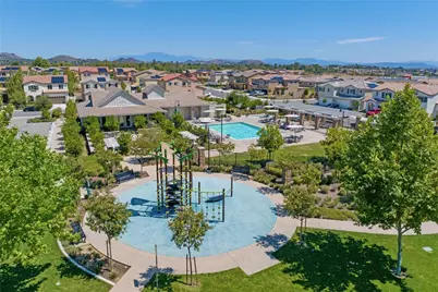24289 Bay Laurel Avenue, Murrieta, CA 92562 - Photo 34