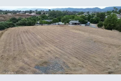 7 Juniper Street, Murrieta, CA 92562 - Photo 2