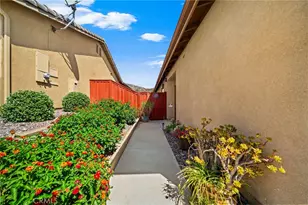 8840 Duval Ln, Hemet, CA 92545 - Photo 6