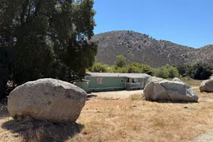 37525 E Benton Rd, Temecula, CA 92592 - Photo 2