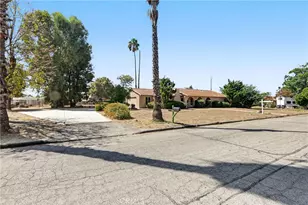 1631 Hackney, Hemet, CA 92543 - Photo 2