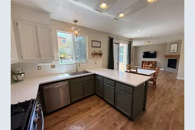 33193 Romance, Temecula, CA 92592 - Photo 8
